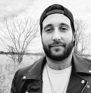 Meet your Posher, Jay